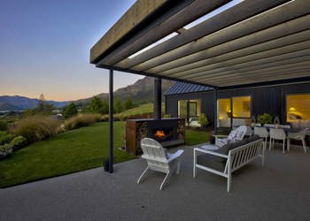 Luxury Outdoor Living Space Wanaka
