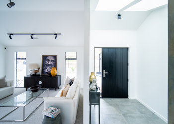 Front Door Plus Lounge