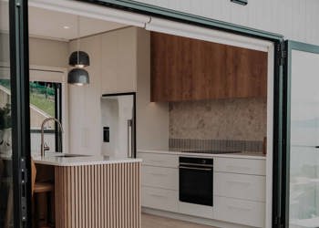 Indoor Outdoor Kitchen Design Langs Beach Architectural Home